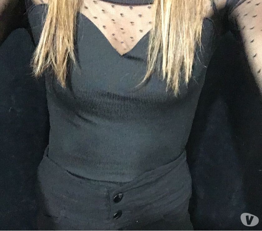 Charme envoutante d’une brune pulpeuse